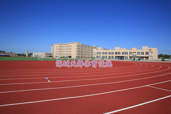 廣州塑膠場地怎么修補(bǔ)瀝青基礎(chǔ)？